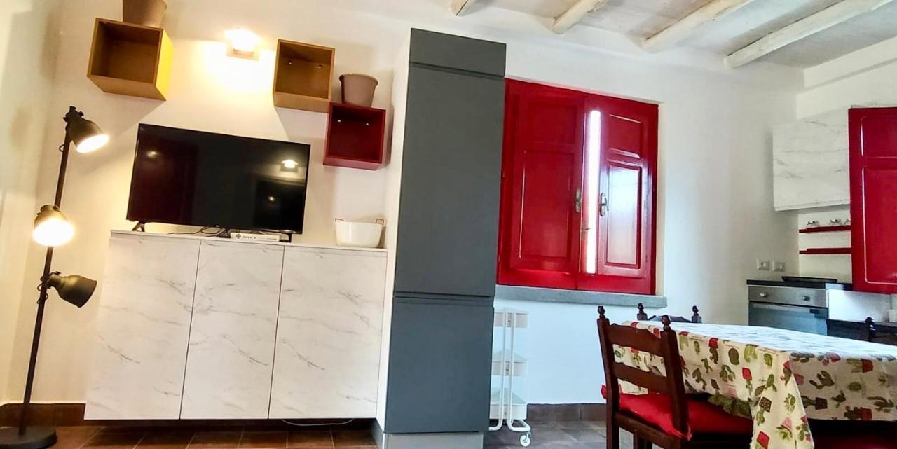 Agricontura Pensionat Capri Leone Exteriör bild