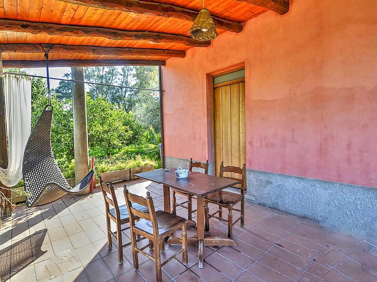 Agricontura Pensionat Capri Leone Exteriör bild